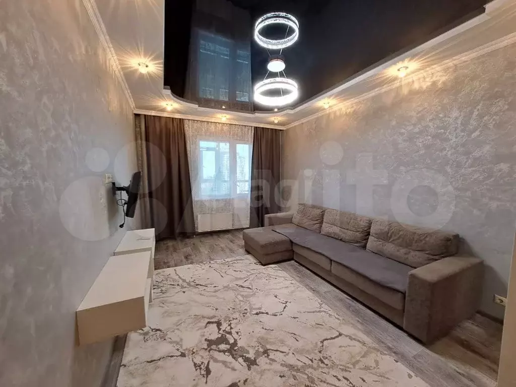 1-к. квартира, 43,7 м, 12/17 эт. - Фото 1