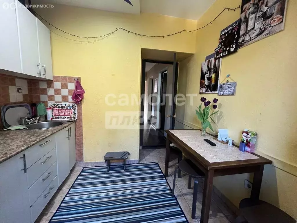 3-комнатная квартира: Туапсе, улица Судоремонтников, 62 (65 м) - Фото 2