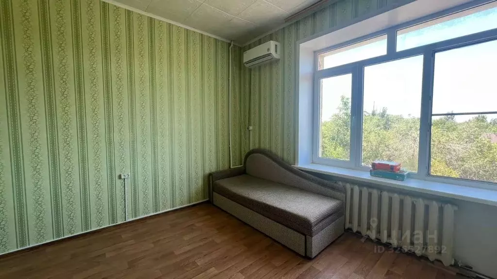 Комната Астраханская область, Астрахань 3-й Интернационал мкр, ул. ... - Фото 1