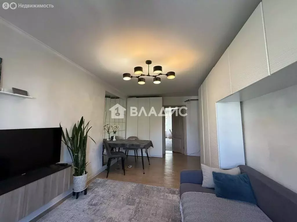 3-комнатная квартира: Московский, 1-й микрорайон, 9 (58.7 м) - Фото 1