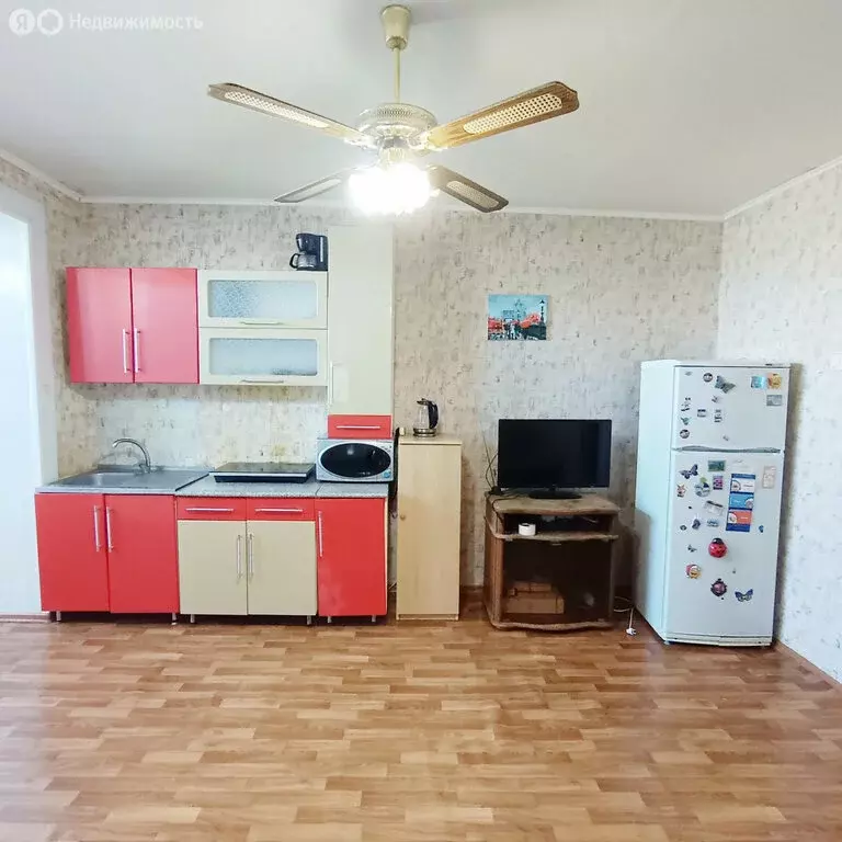 1-комнатная квартира: Астрахань, 1-я Перевозная улица, 120 (42 м) - Фото 2