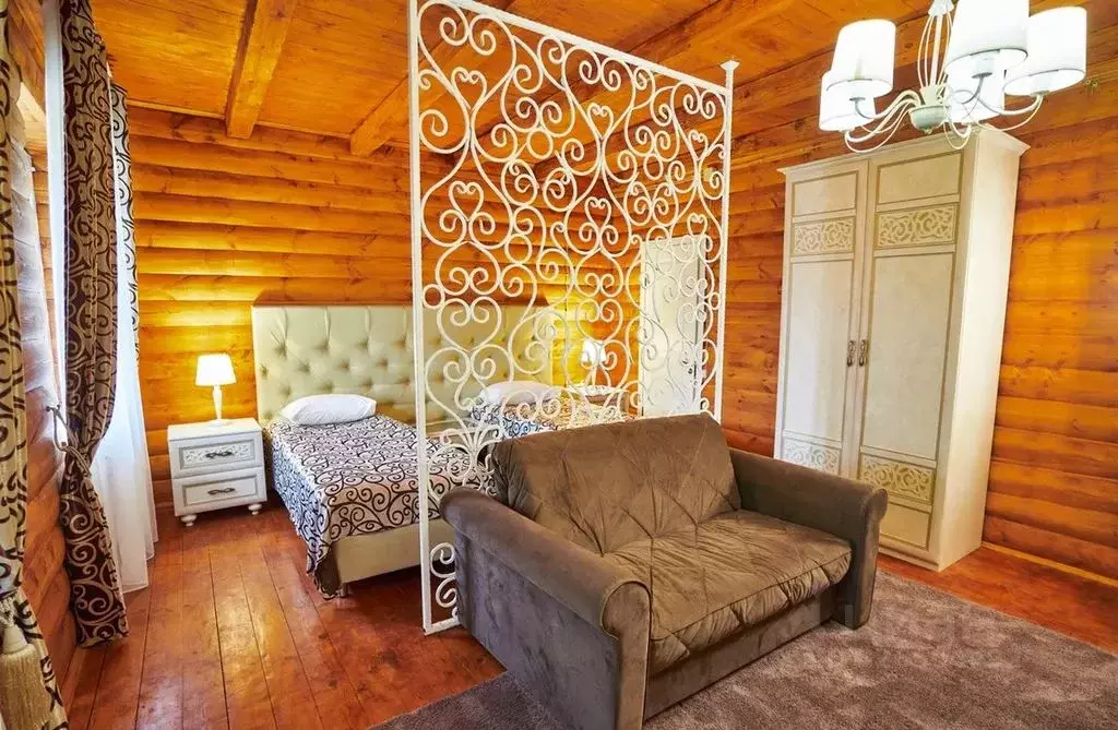 Дом в Астраханская область, Камызякский район, пос. Верхнекалиновский ... - Фото 2