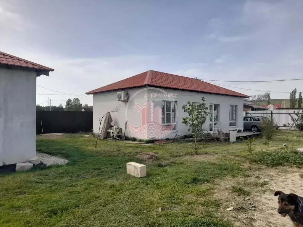 Дом в Севастополь с. Осипенко, ул. Красноярская, 23 (100 м) - Фото 1