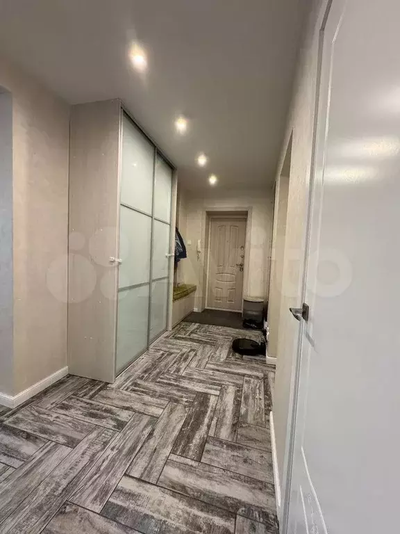 3-к. квартира, 64 м, 1/5 эт. - Фото 0