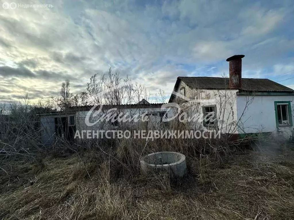 Дом в Волгоградская область, рабочий посёлок Городище, улица 8 Марта ... - Фото 1