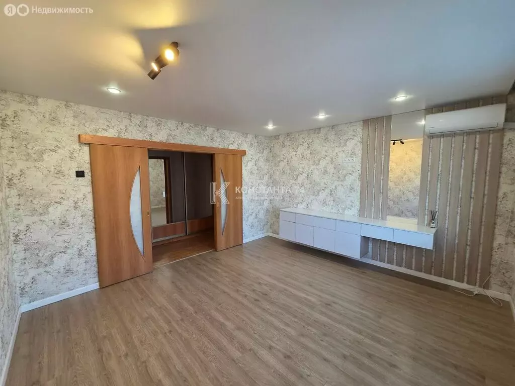 2-комнатная квартира: село Травники, улица Победы, 51А (53.3 м) - Фото 2