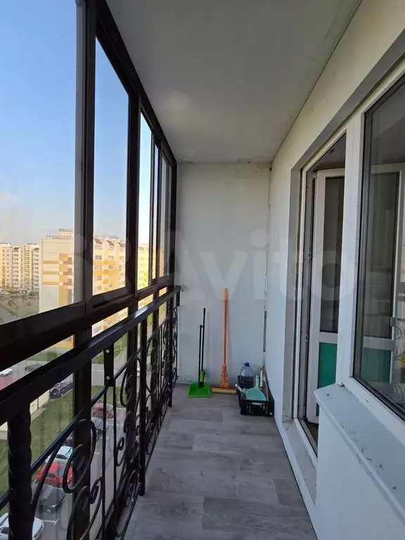 1-к. квартира, 38 м, 9/10 эт. - Фото 1