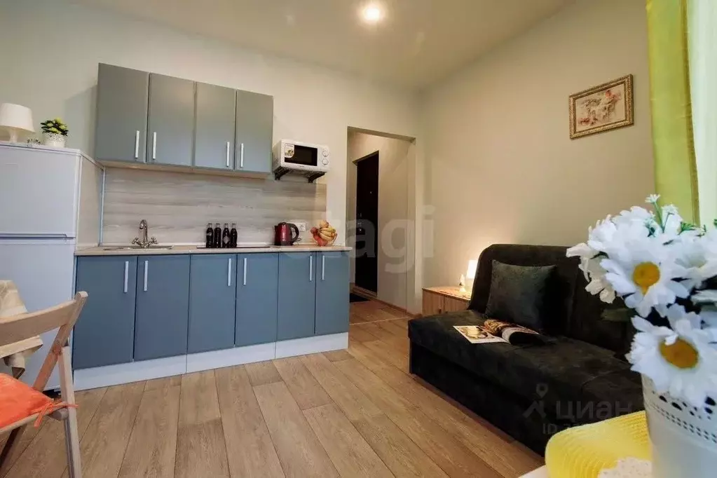 Студия Тюменская область, Тюмень ул. Василия Подшибякина, 15 (22.0 м) - Фото 1