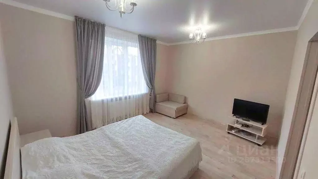 1-к кв. Ставропольский край, Ессентуки ул. Очаровательная, 10к1 (40.0 ... - Фото 0