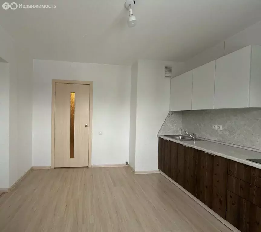 2-комнатная квартира: Екатеринбург, Латвийская улица, 48/2 (62 м) - Фото 2