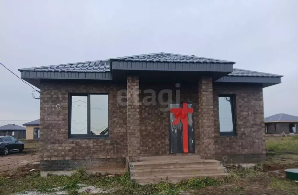 Дом в Башкортостан, Уфимский район, Русско-Юрмашский сельсовет, д. ... - Фото 1