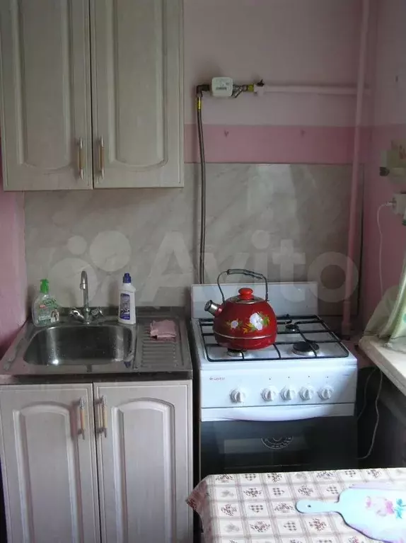 Комната 14 м в 3-к., 2/2 эт. - Фото 0