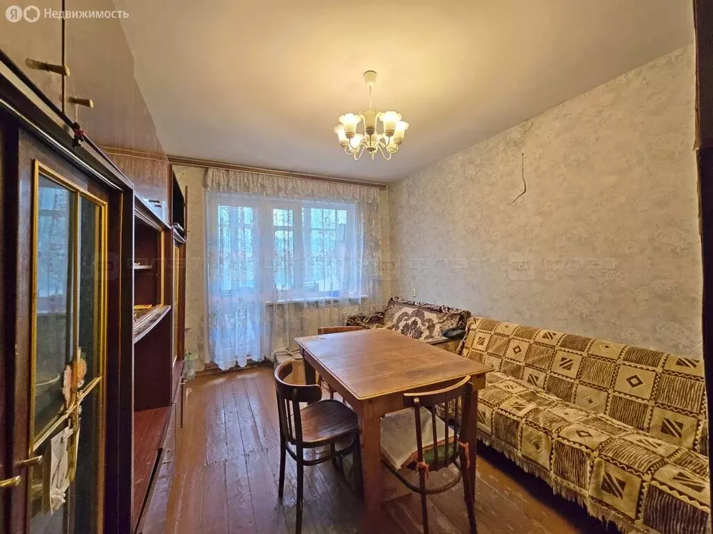 3-комнатная квартира: Казань, улица Маршала Чуйкова, 22 (61 м) - Фото 1