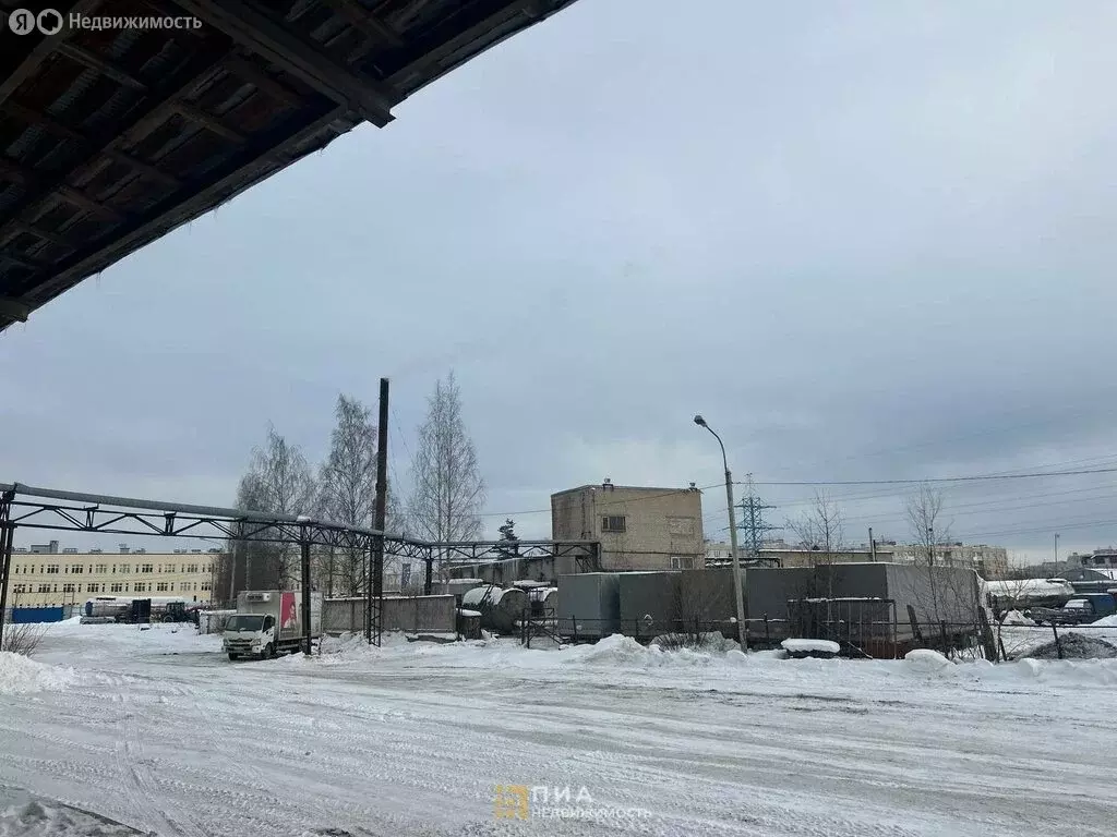 Офис (2100 м) - Фото 2