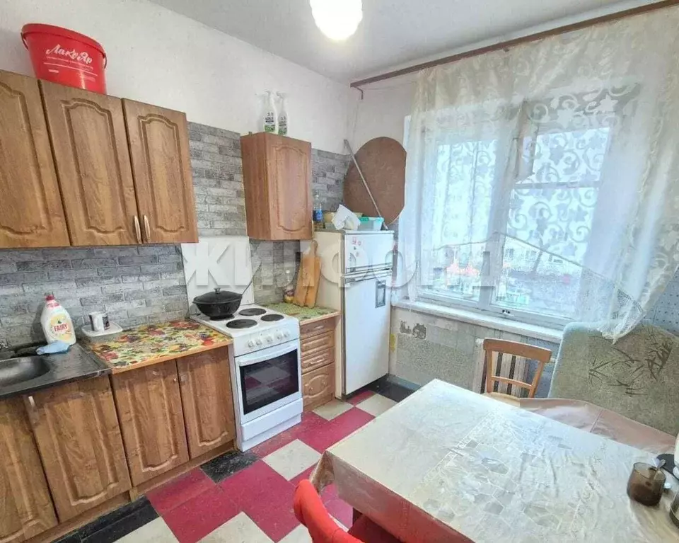 2-к кв. Новосибирская область, Новосибирск Шлюз мкр, ул. Русская, 29 ... - Фото 0