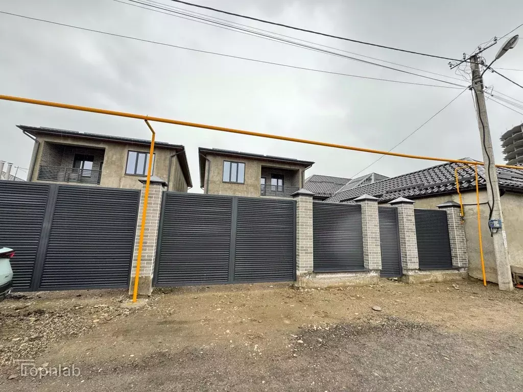 Дом в Кабардино-Балкария, Нальчик ул. Идарова, 194 (192 м) - Фото 1