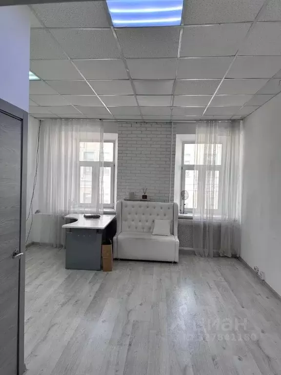 Офис в Москва ул. Маросейка, 6-8С1 (24 м) - Фото 1