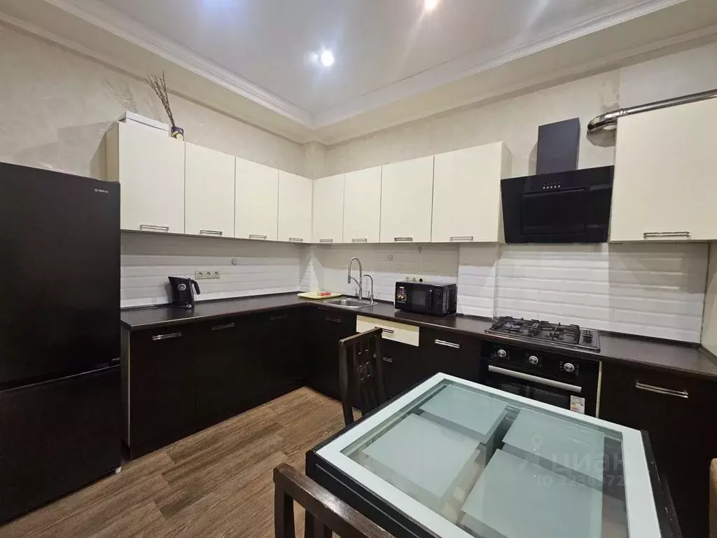 2-к кв. Краснодарский край, Геленджик Вишневая ул., 51 (67.0 м) - Фото 1