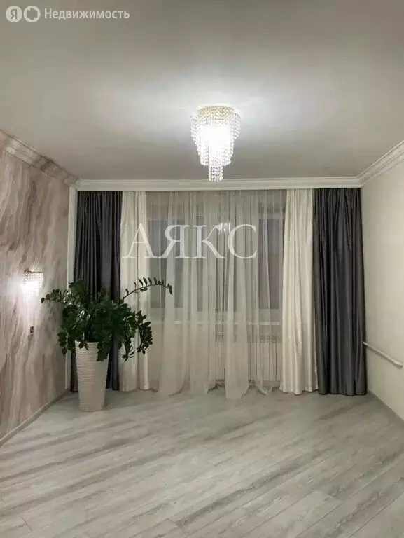 2-комнатная квартира: Ишимбай, Зелёная улица, 1 (50.7 м) - Фото 1