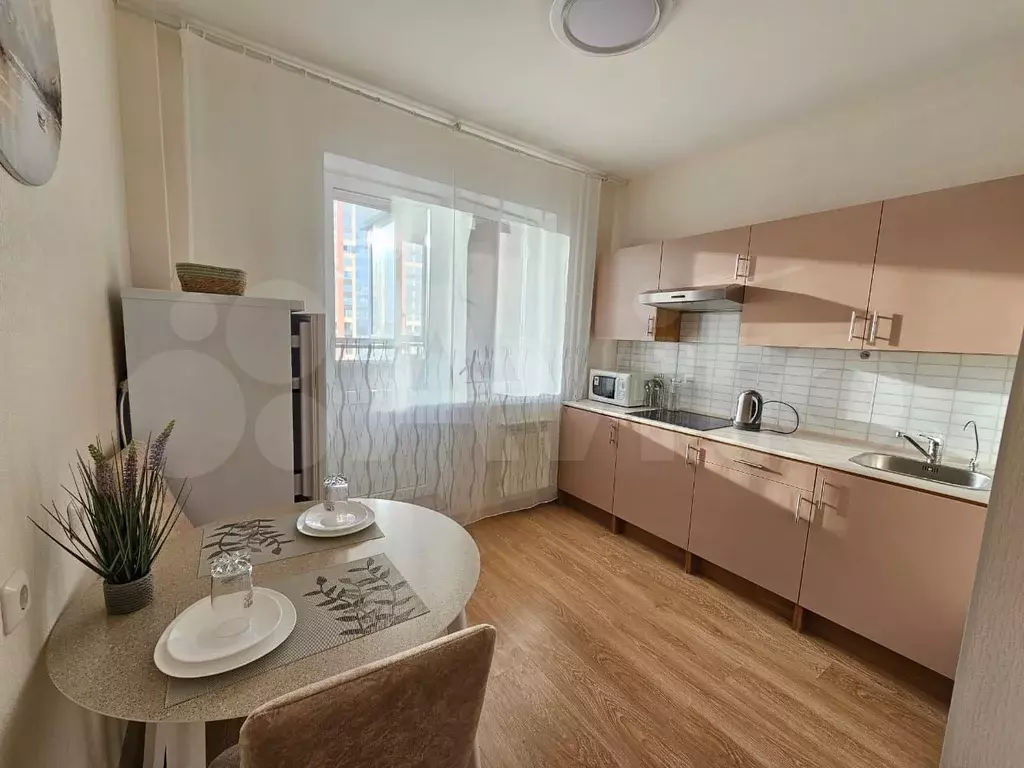 1-к. квартира, 40 м, 10/16 эт. - Фото 0