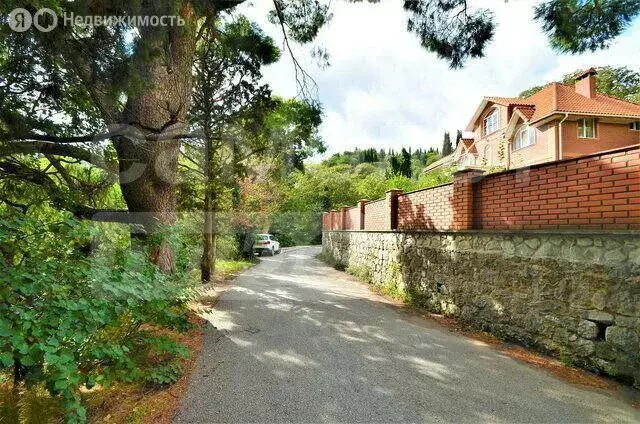 Участок в Республика Крым, муниципальный округ Ялта, посёлок ... - Фото 2