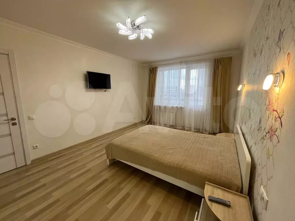 1-к. квартира, 40 м, 5/17 эт. - Фото 0