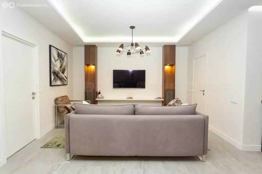 2-комнатная квартира: Казань, проспект Альберта Камалеева, 1 (80 м) - Фото 1