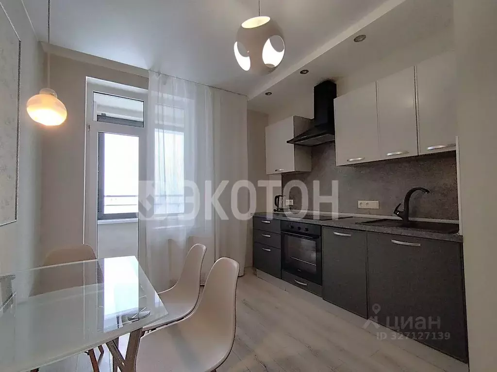 2-к кв. Санкт-Петербург Кременчугская ул., 17к2 (68.0 м) - Фото 1