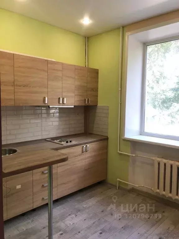 1-к кв. Астраханская область, Астрахань ул. Александрова, 15 (12.6 м) - Фото 1