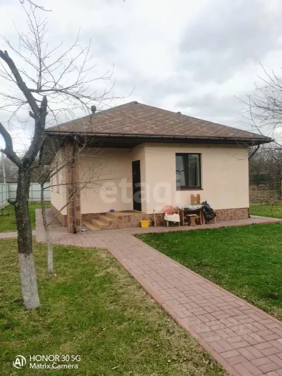 Дом в Калужская область, Калуга Карьерный СНТ, ул. Садовая (70 м) - Фото 1