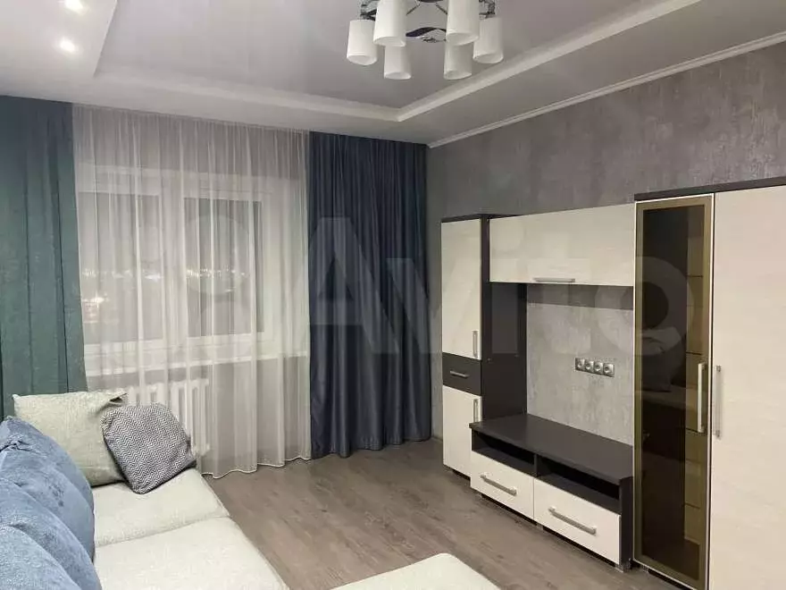 1-к. квартира, 40 м, 3/16 эт. - Фото 0