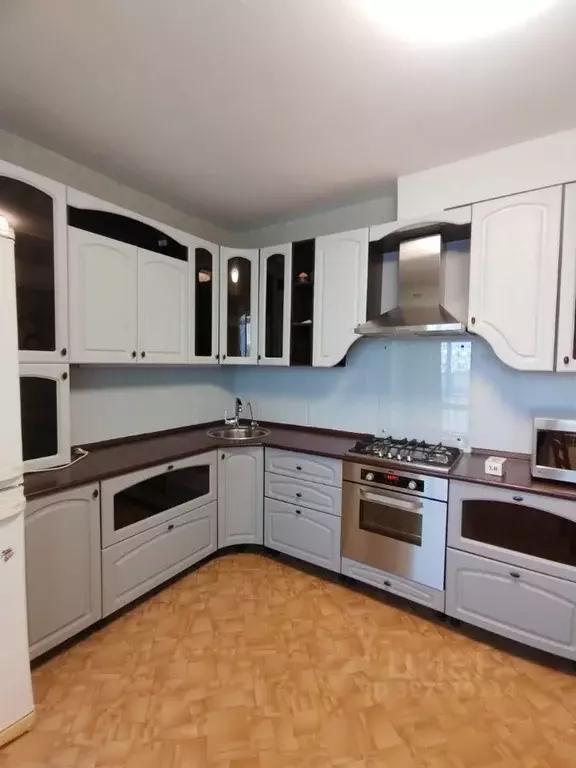 3-к кв. Ханты-Мансийский АО, Ханты-Мансийск ул. Энгельса, 56 (76.6 м) - Фото 1