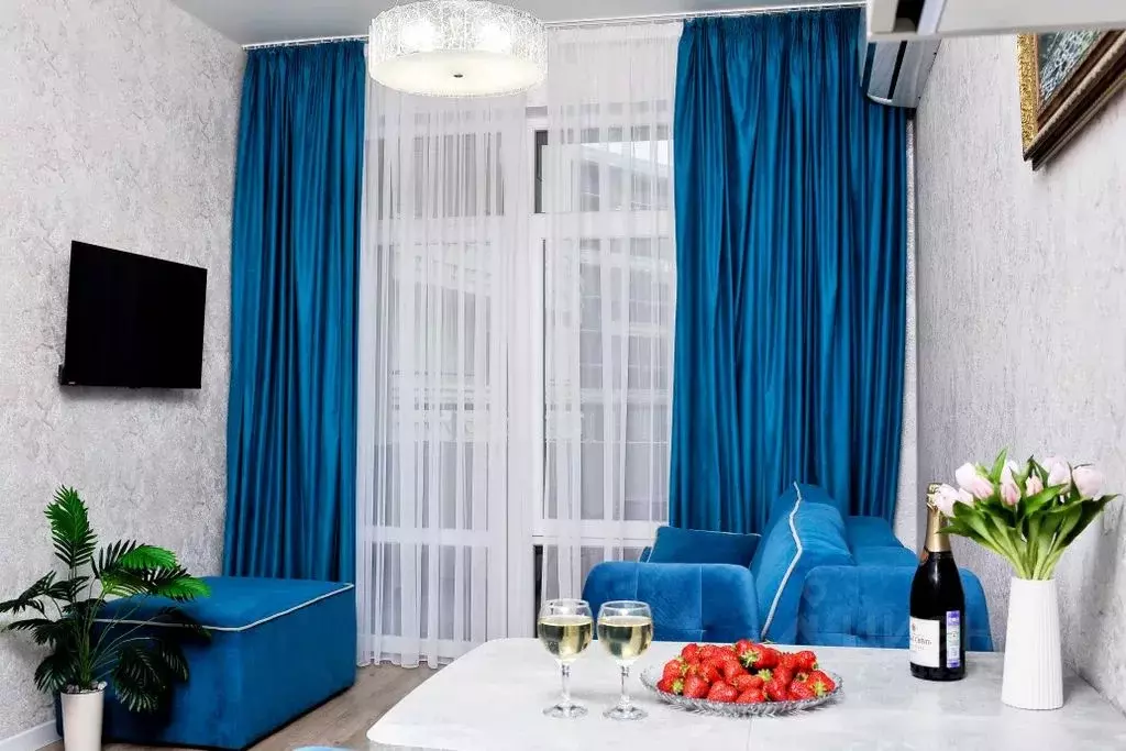 2-к кв. Крым, Судак ул. Набережная, 75к4 (43.0 м) - Фото 1