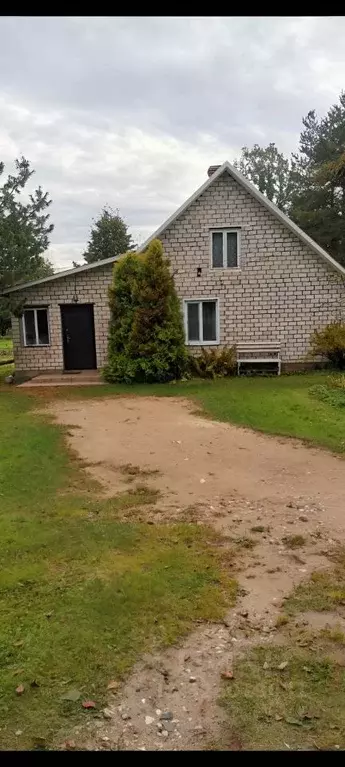 Дом в Псковская область, Печорский муниципальный округ, д. Лавры ул. ... - Фото 1