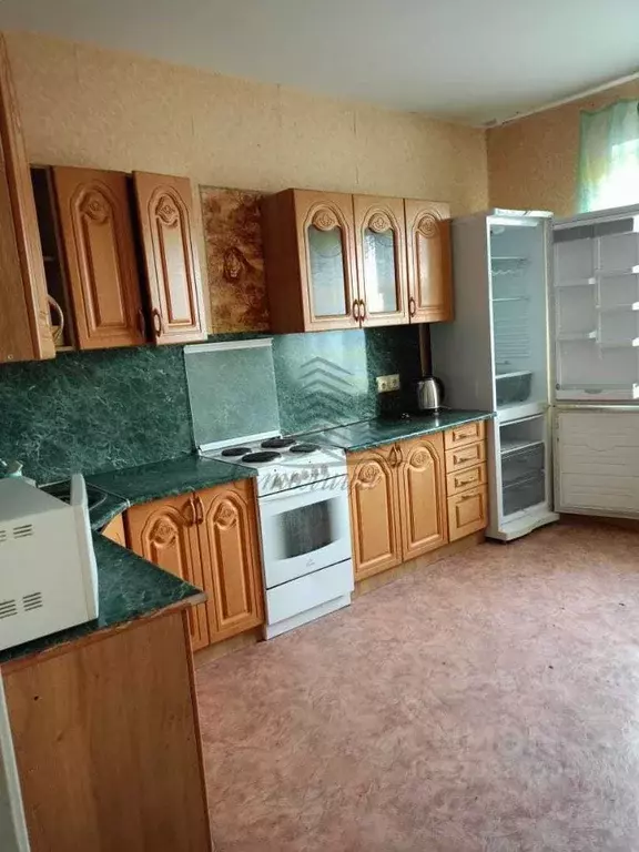 2-к кв. Белгородская область, Старый Оскол Степной мкр, 8 (61.6 м) - Фото 0