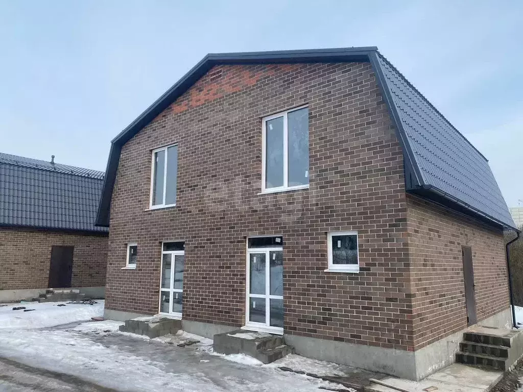 Таунхаус в Курская область, Курск Вольная ул. (100 м) - Фото 2