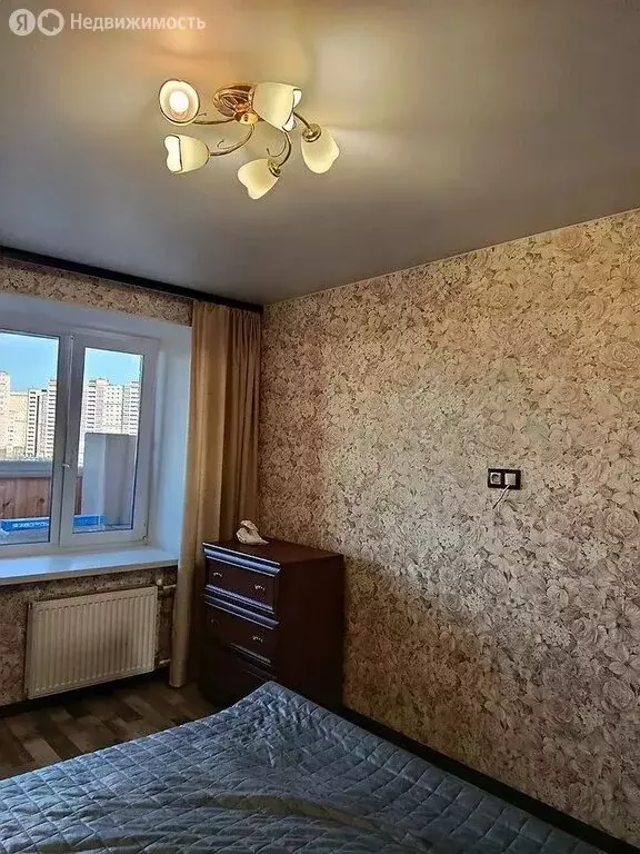 2-комнатная квартира: Тюмень, улица Самарцева, 177 (60 м) - Фото 0