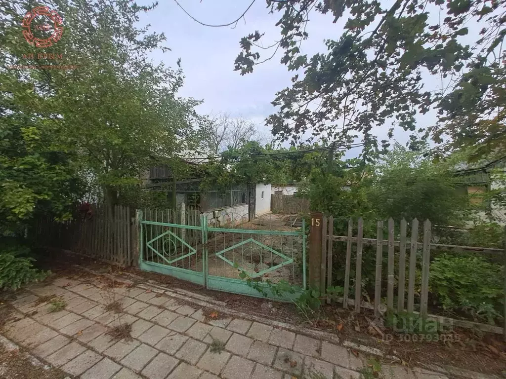 Дом в Крым, Ленинский район, с. Останино ул. Колхозная (42 м) - Фото 1