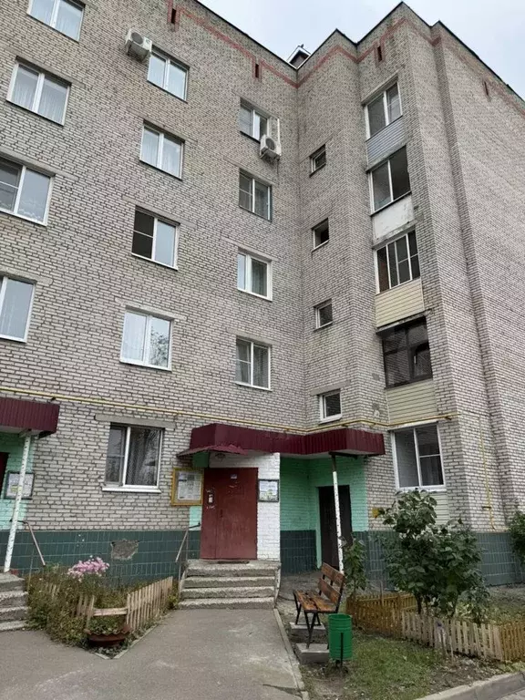 2-к. квартира, 65 м, 5/5 эт. - Фото 0