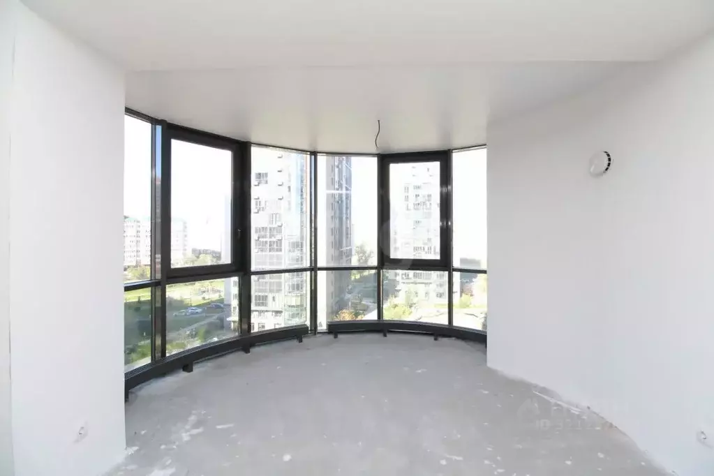 3-к кв. Красноярский край, Красноярск ул. Авиаторов, 20 (95.0 м) - Фото 1