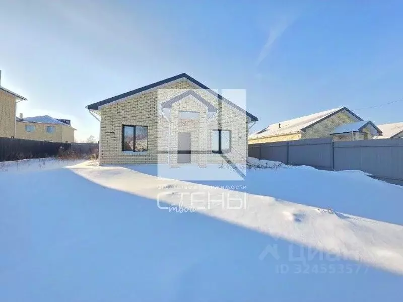 Дом в Амурская область, Благовещенский район, с. Чигири Центральная ... - Фото 1