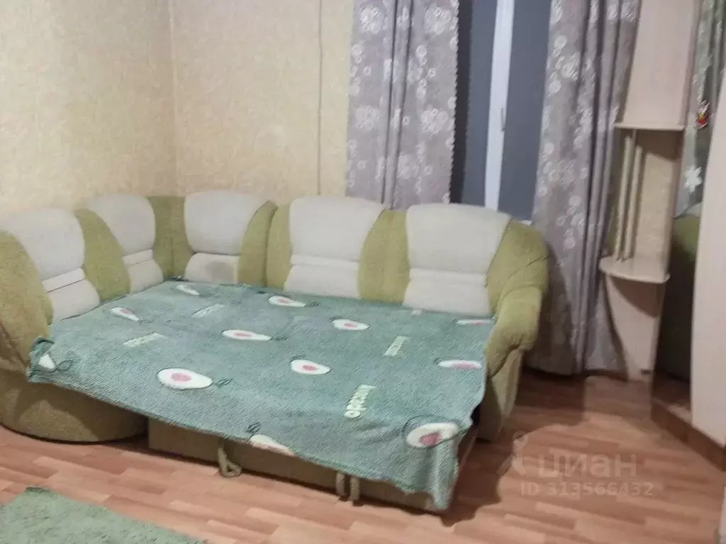 1-к кв. Саратовская область, Ершов Стадионная ул., 2Е (42.0 м) - Фото 0
