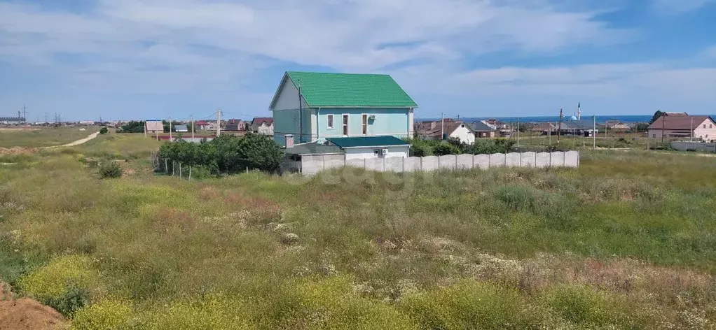 Участок в Крым, Феодосия муниципальный округ, Приморский пгт ул. ... - Фото 1
