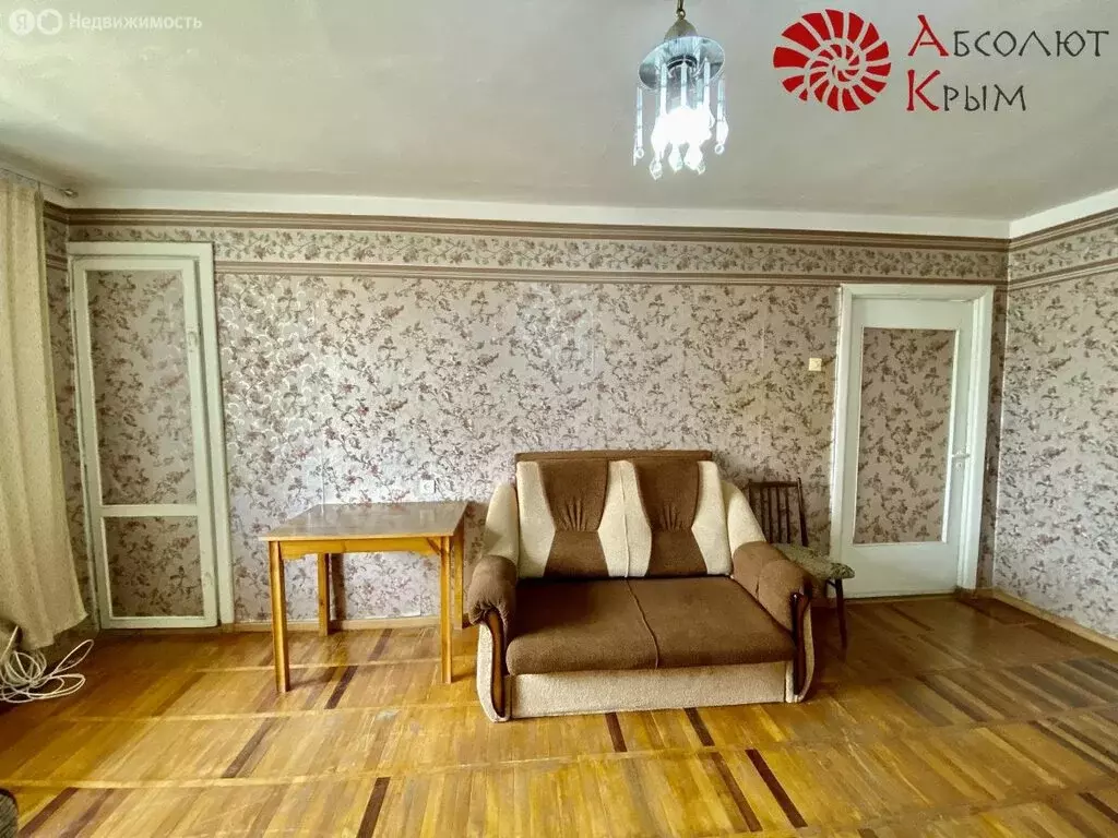 3-комнатная квартира: Орджоникидзе, улица Нахимова, 2 (64.3 м) - Фото 1
