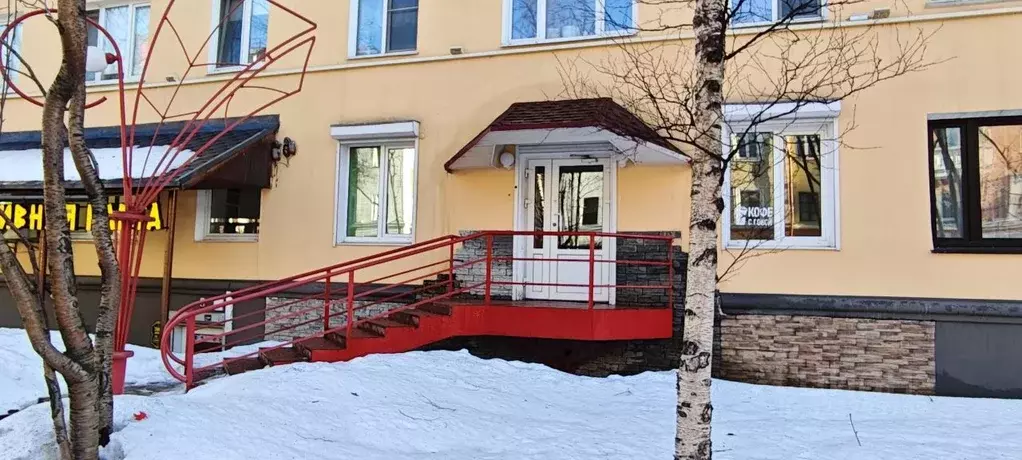 Помещение свободного назначения в Мурманская область, Мурманск ул. ... - Фото 1
