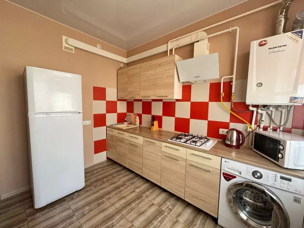 1-к кв. Крым, Симферополь ул. Батурина, 187 (36.0 м) - Фото 1