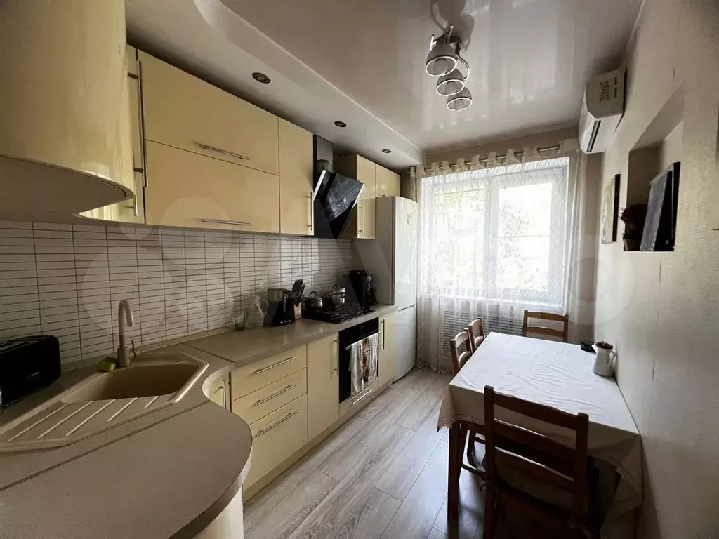 3-к. квартира, 65,3 м, 2/9 эт. - Фото 1