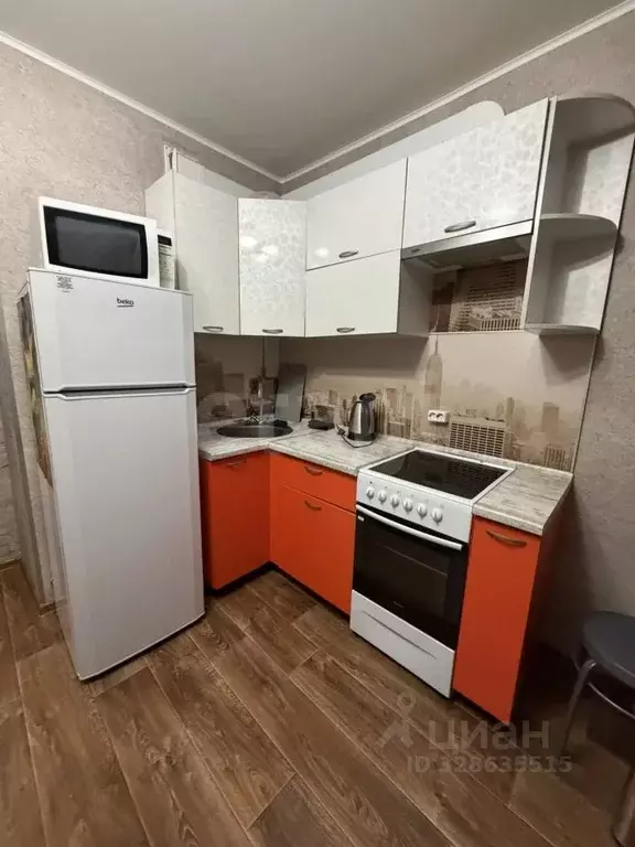 Студия Тюменская область, Тобольск 15-й мкр, 22 (28.0 м) - Фото 1