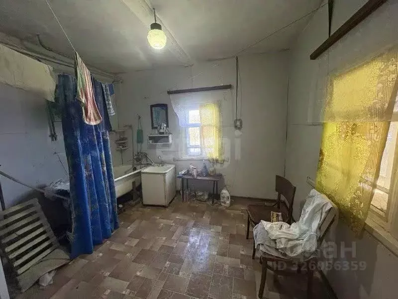 Дом в Белгородская область, Корочанский район, Бехтеевское с/пос, с. ... - Фото 1