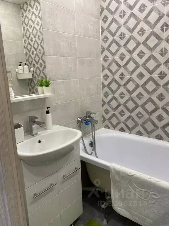 2-к кв. Мурманская область, Кировск Олимпийская ул., 8 (54.0 м) - Фото 2